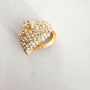 Hattie Carnegie Heart Brooch